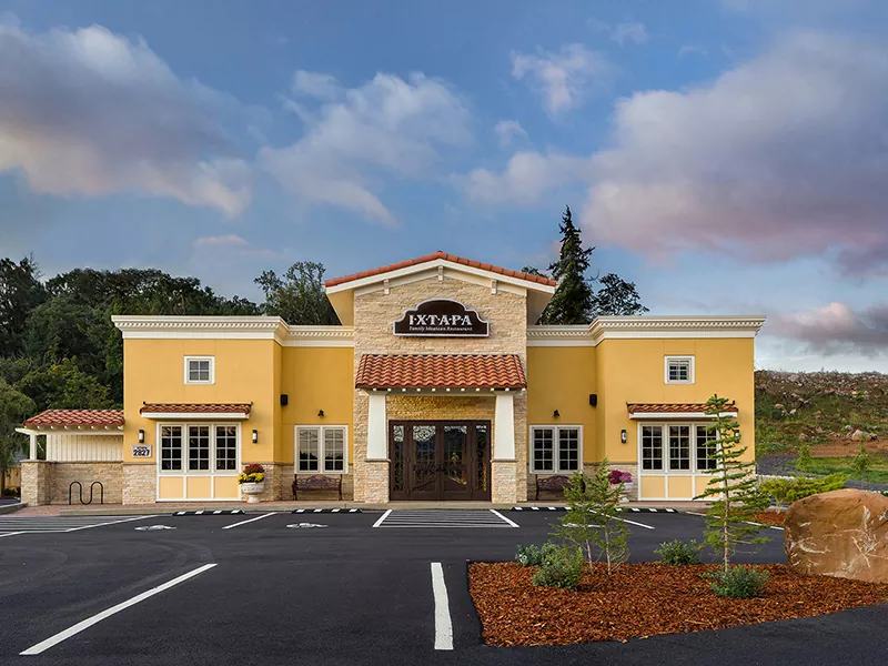 Zašto metalna zgrada restorana zamjenjuje tradicionalnu konstrukciju restorana?