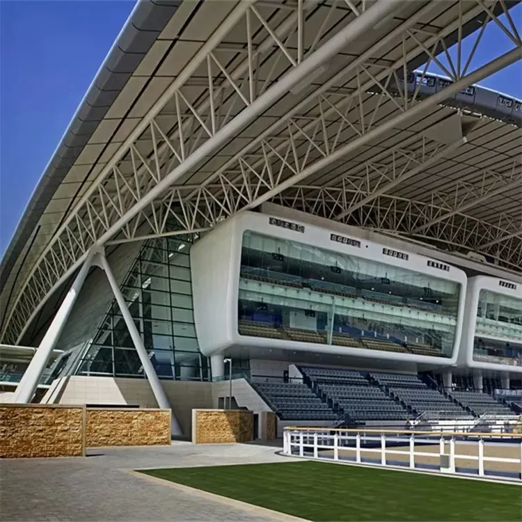 Stadion usvojen od čeličnih cijevi
