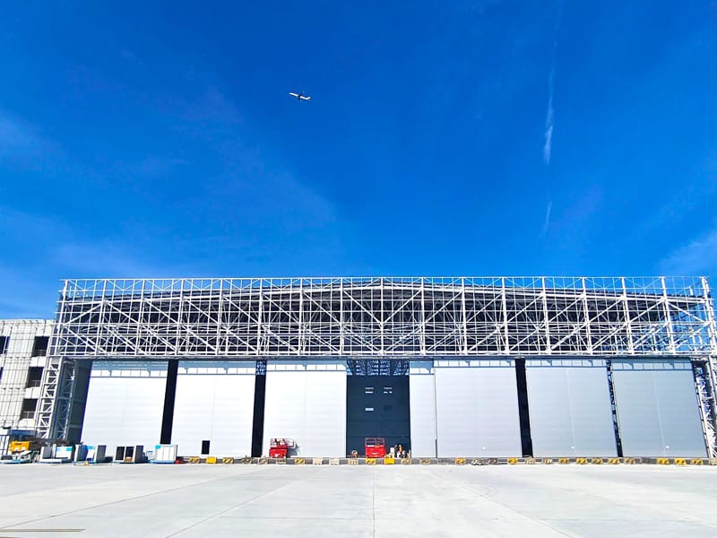 Hangar čvorišta za civilnu avijaciju čelične konstrukcije